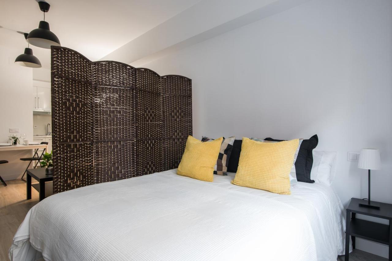 Estudio Impecable En El Centro De Madrid Exterior photo